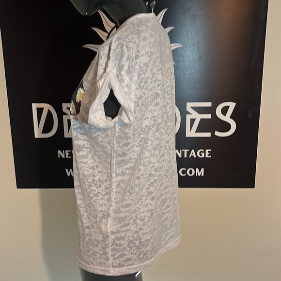 Mickey Mouse Disney T Shirt size 8 - Picture 4 of 6